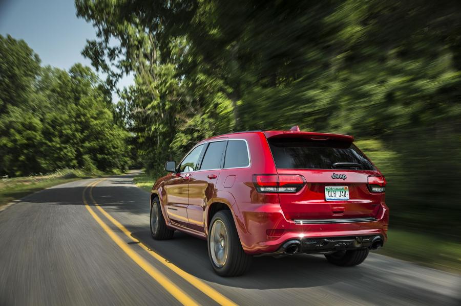  Jeep Grand Cherokee SRT Red Vapor 2015 года  (фото 7 из 10)